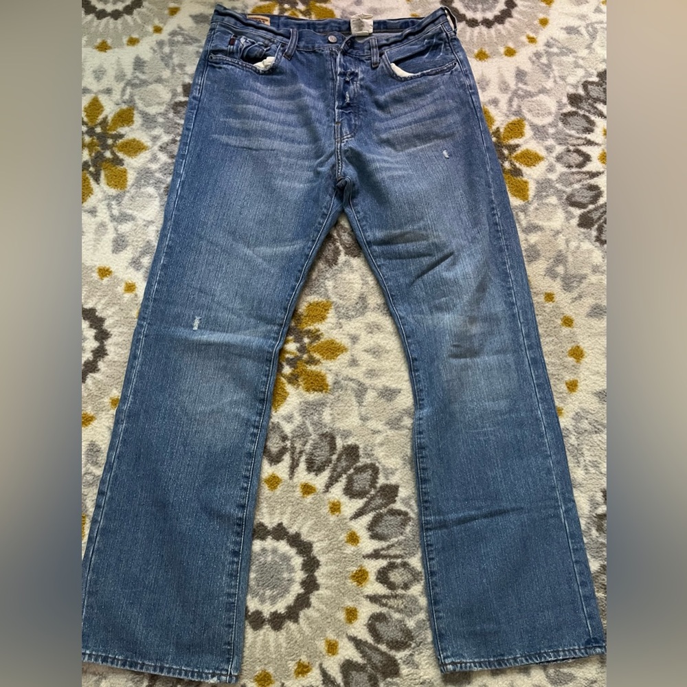 Men Abercrombie & Fitch white wash bootcut jeans